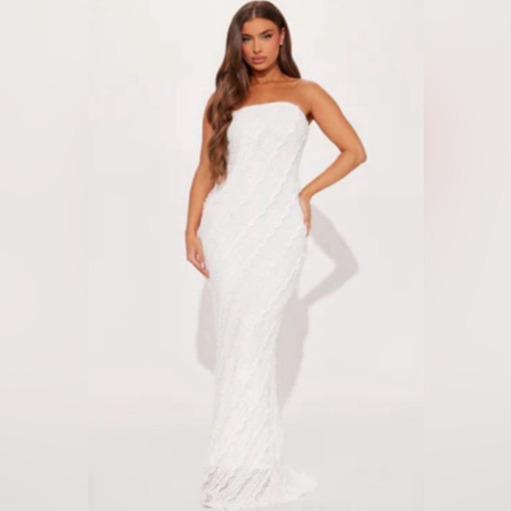Fashion Nova Strapless White Lace Maxi Dress